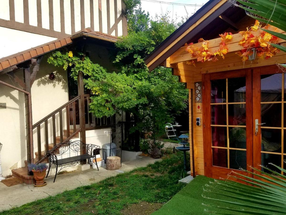 Normandy cottage Gagny Exteriör bild